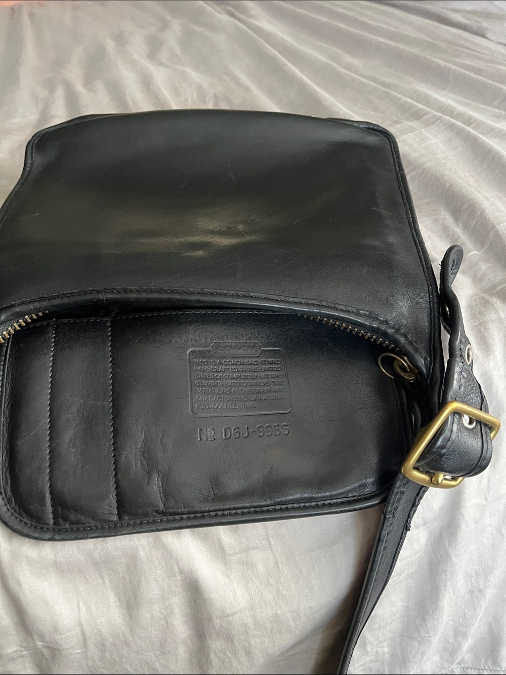 PRICE DROP GET IT NOW! Coach Black Leather Shoulder Bag - great vintage cond - Picture 4 of 5